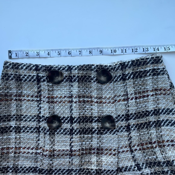 Zara Tweed Plaid Textured Skort - Picture 4 of 6